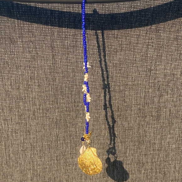 Natural Shell Gilded in Gold Leaf with a Starfish-Freshwater Pearl Boho Necklace - Picture 3 of 7